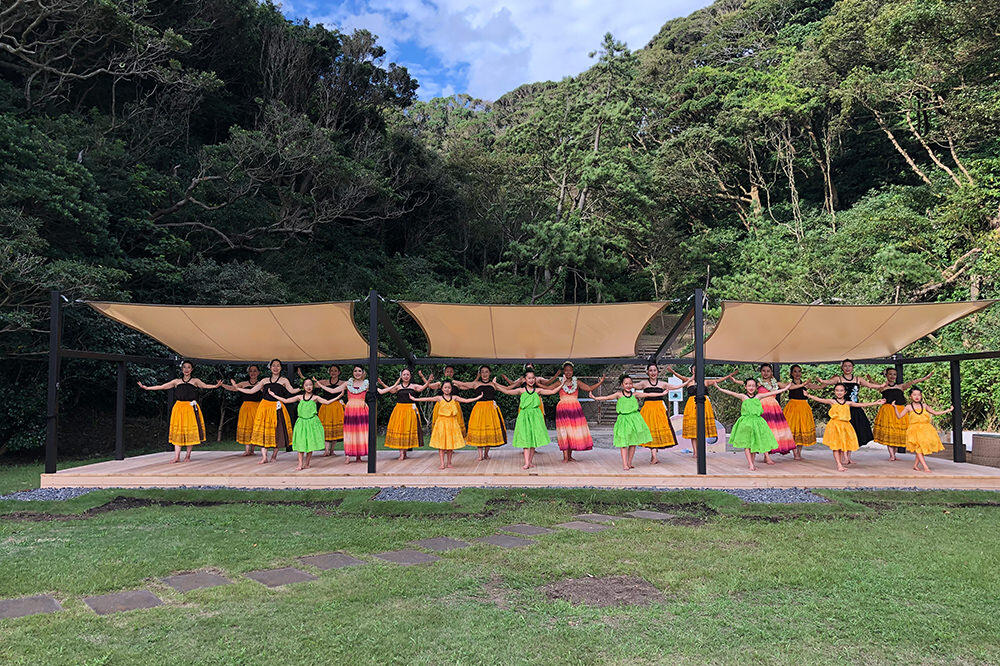 写真:Party Site-BBQ-Hula