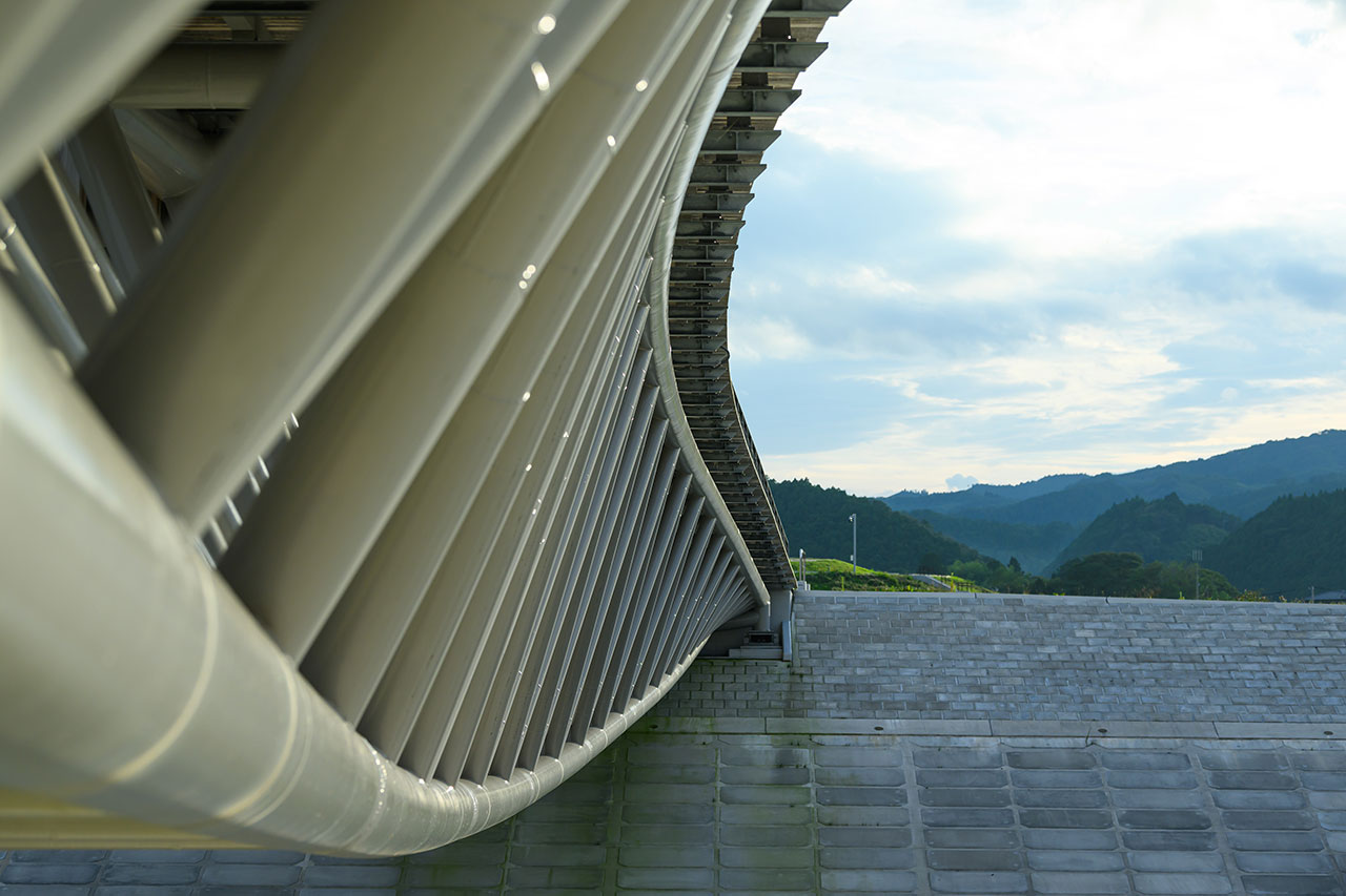 3D解析で綿密に角度を割り出したトラス接合部